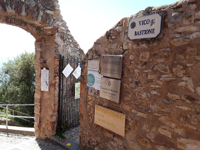 Entrata del Bastione di Mezzodì nel Borgo Medioevale di Cervo