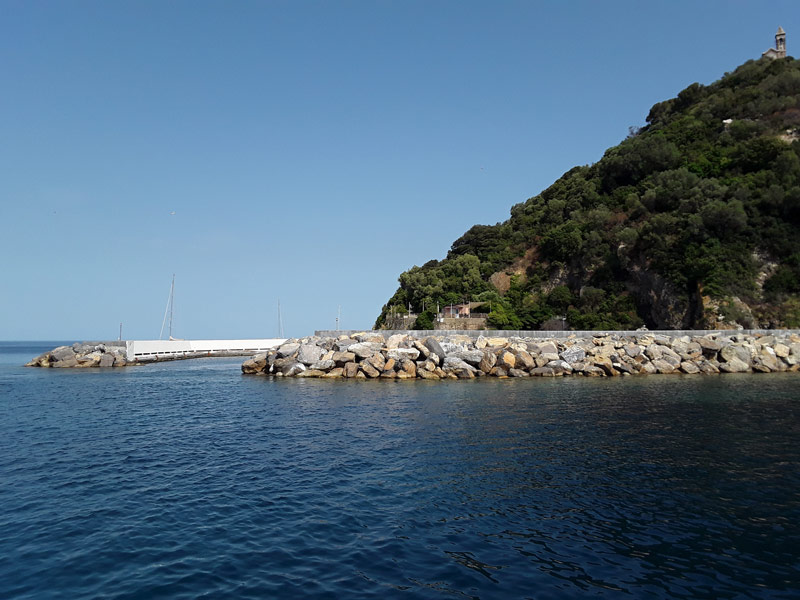 Scorcio del porticciolo dell'Isola Gallinara